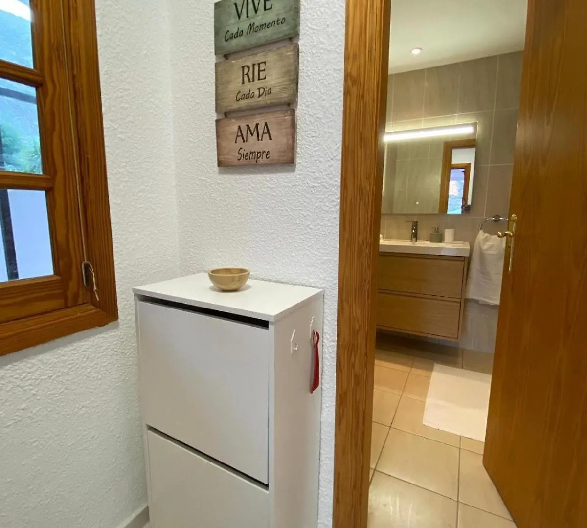 Apartment Jasmine Los Cristianos, Heated Pool Arona   Arona (Tenerife)