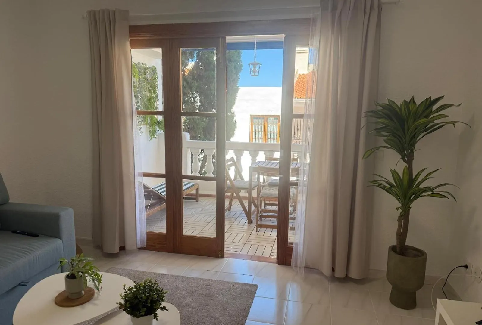 Apartment Jasmine Los Cristianos, Heated Pool Arona